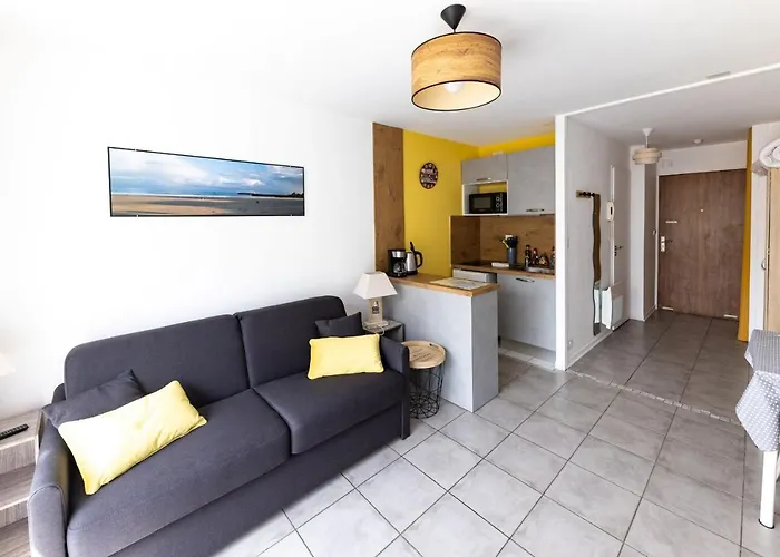~Joli Studio A 100 M De La Plage